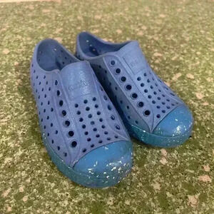 Native Jefferson Slip On Toddler 8 Blue some white flecks sandal beach summer